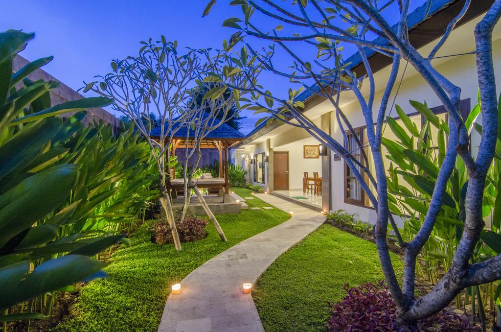 Bukit Kirana Villas Uluwatu  Exterior photo
